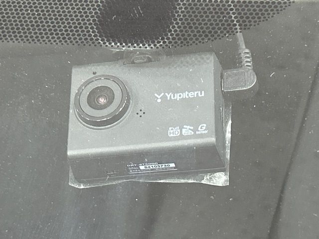 TOYOTA PRIUS 2014 Image 31