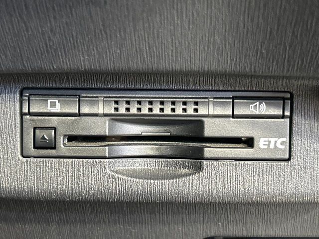 TOYOTA PRIUS 2014 Image 31