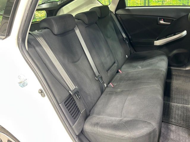 TOYOTA PRIUS 2014 Image 31