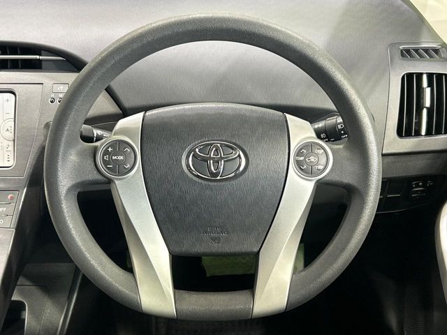 TOYOTA PRIUS 2014 Image 31