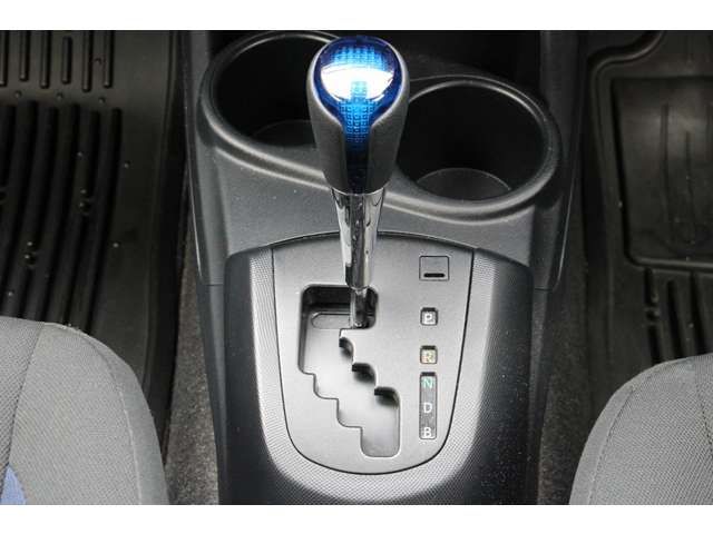 TOYOTA AQUA 2018 Image 31