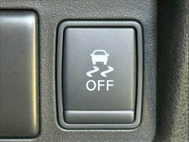 NISSAN JUKE 2015 Image 31