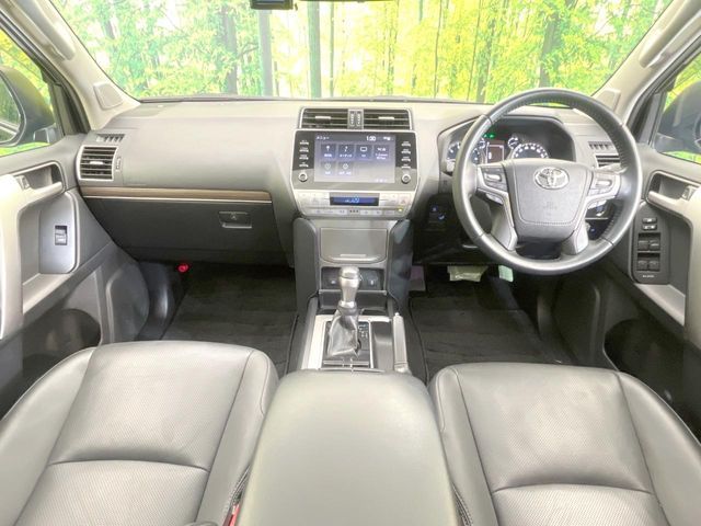 TOYOTA LANDCRUISER PRADO 2022 Image 31