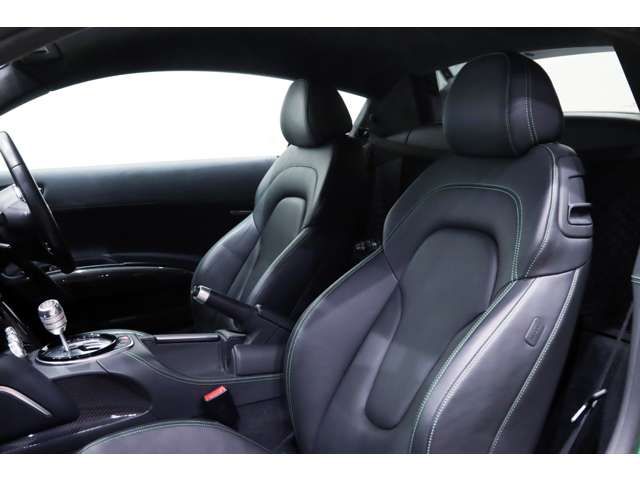 AUDI R8 2014 Image 31