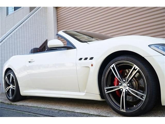 MASERATI GRANCABRIO 2018 Image 31