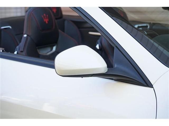 MASERATI GRANCABRIO 2018 Image 31