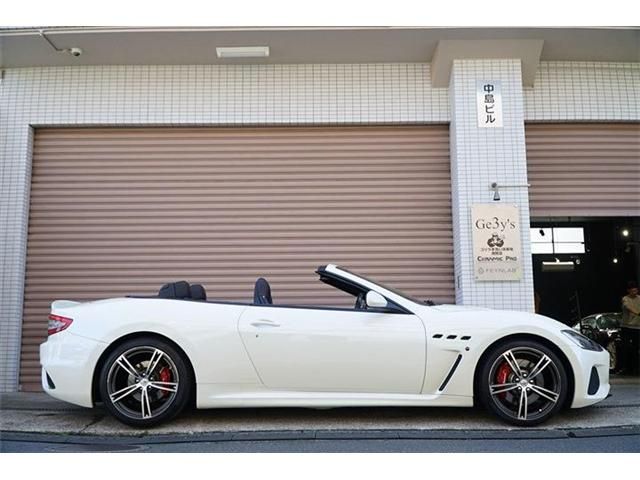 MASERATI GRANCABRIO 2018 Image 31