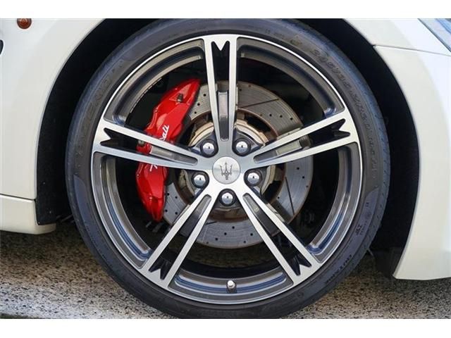 MASERATI GRANCABRIO 2018 Image 31