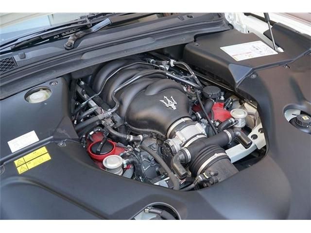 MASERATI GRANCABRIO 2018 Image 31