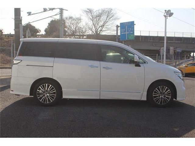 NISSAN ELGRAND 2024 Image 31