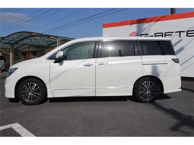 NISSAN ELGRAND 2024 Image 31
