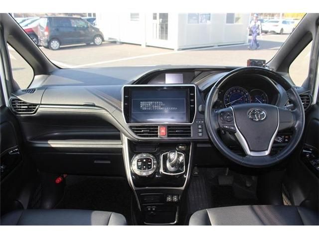 TOYOTA ESQUIRE HYBRID 2018 Image 31