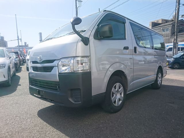 TOYOTA HIACE VAN 2WD 2021 Image 31