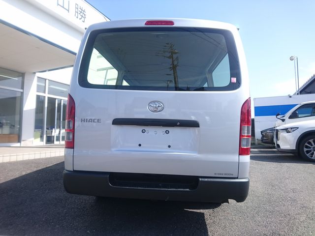 TOYOTA HIACE VAN 2WD 2021 Image 31