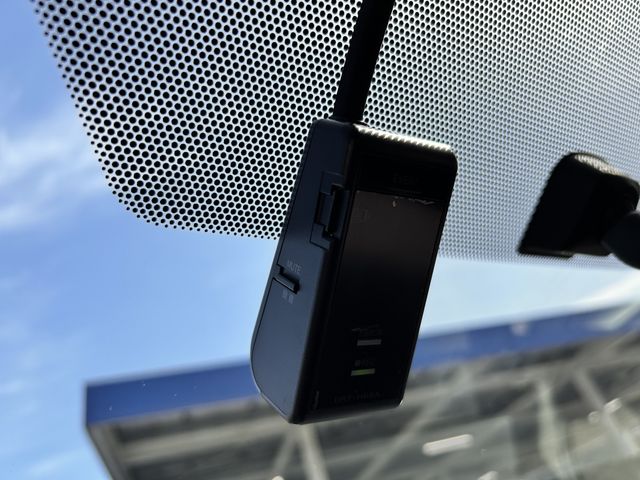 TOYOTA NOAH 2016 Image 31