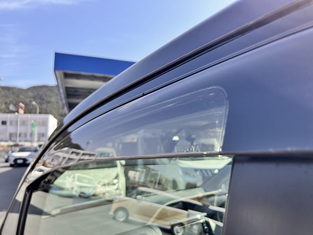 TOYOTA NOAH 2016 Image 31