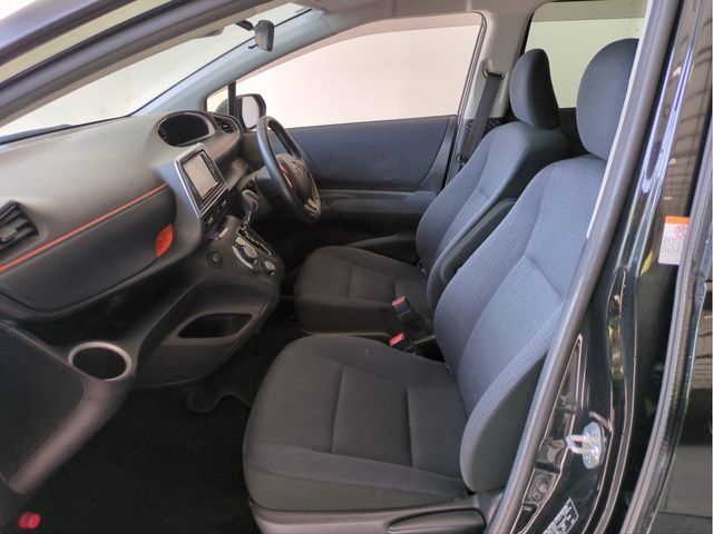 TOYOTA SIENTA 2016 Image 31