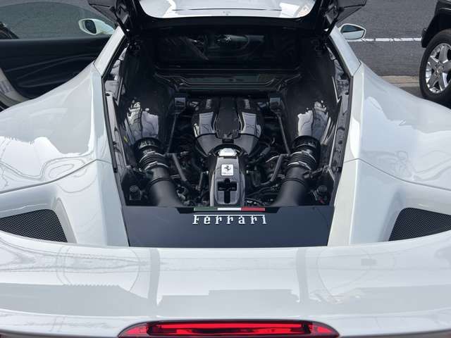 FERRARI F8 TRIBUTO 2021 Image 31