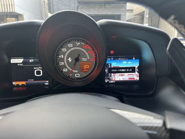 FERRARI F8 TRIBUTO 2021 Image 31