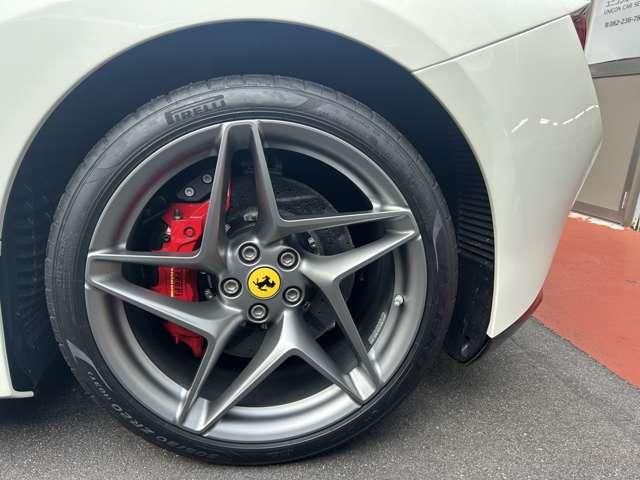 FERRARI F8 TRIBUTO 2021 Image 31