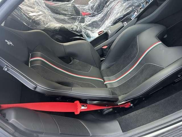 FERRARI F8 TRIBUTO 2021 Image 31