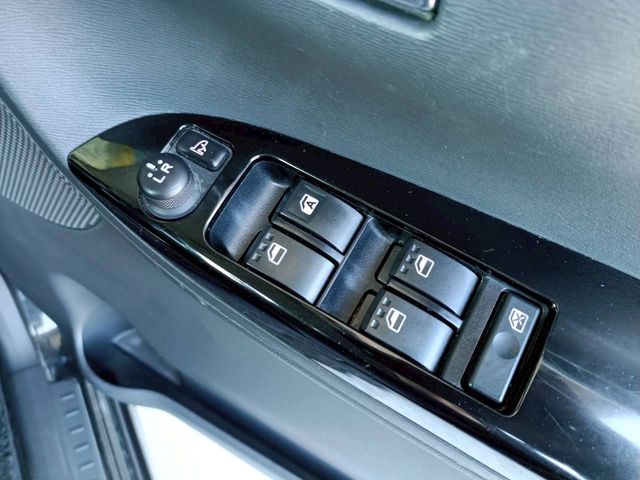 DAIHATSU TANTO CUSTOM 2013 Image 31