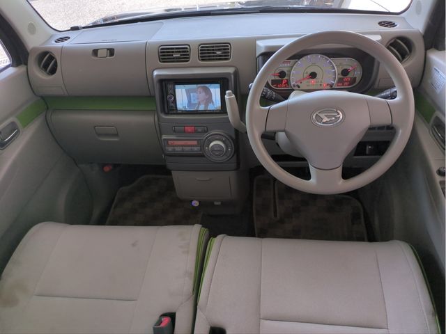 DAIHATSU MOVE CONTE 2014 Image 31