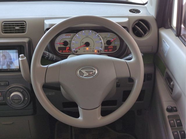 DAIHATSU MOVE CONTE 2014 Image 31