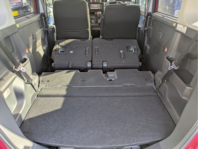 TOYOTA TANK 2019 Image 31