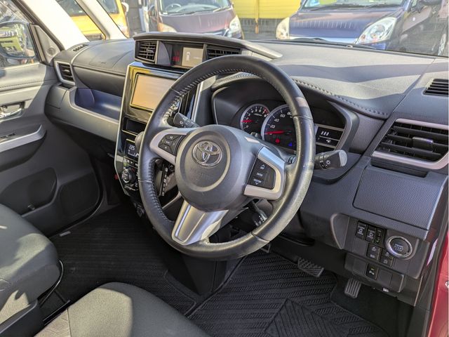 TOYOTA TANK 2019 Image 31