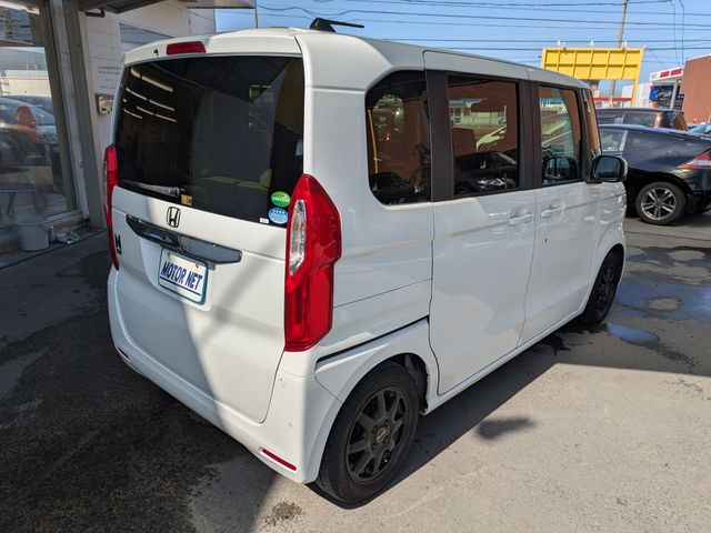 HONDA N BOX 2019 Image 31