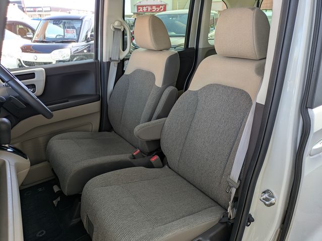 HONDA N BOX 2019 Image 31