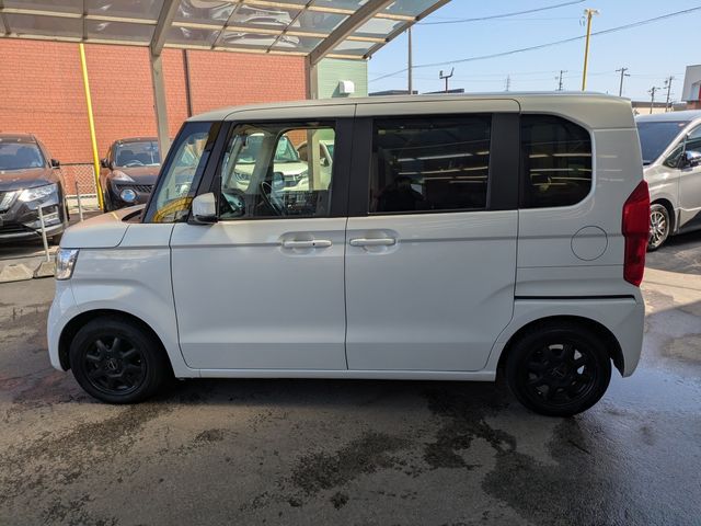 HONDA N BOX 2019 Image 31