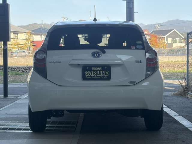 TOYOTA AQUA 2013 Image 31