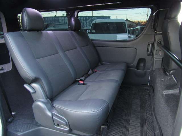 TOYOTA HIACE VAN 4WD 2023 Image 31