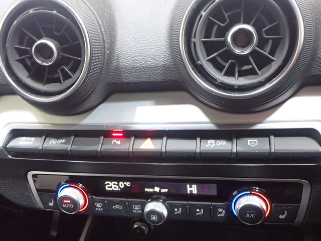 AUDI SQ2 2019 Image 31