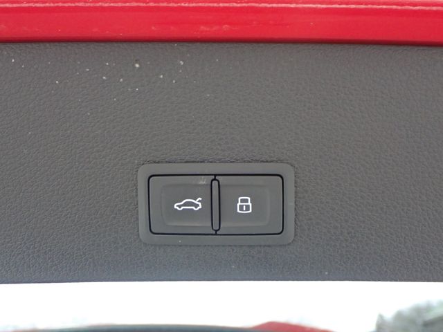 AUDI SQ2 2019 Image 31