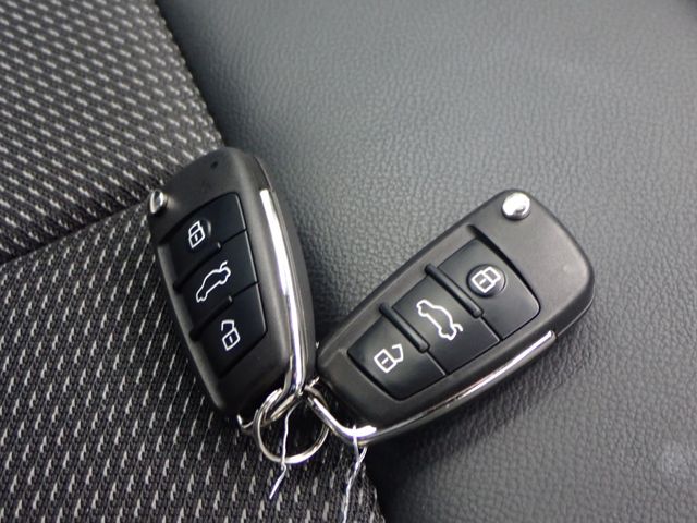 AUDI SQ2 2019 Image 31