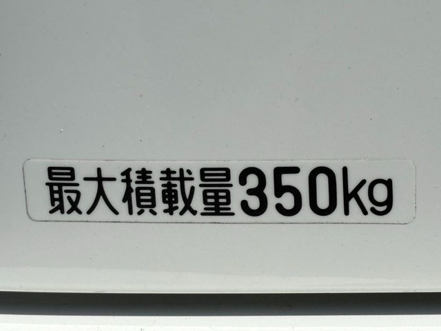 DAIHATSU HIJET CARGO 2020 Image 31
