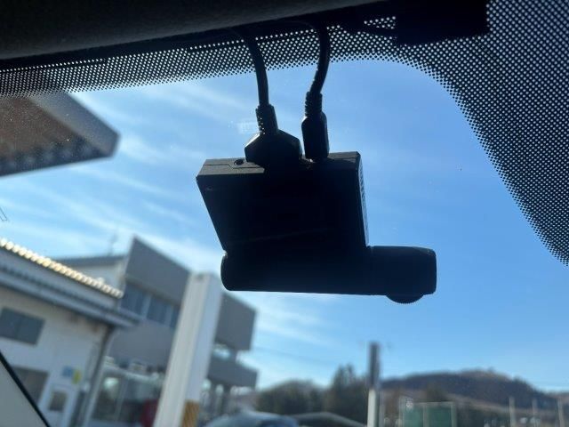 MAZDA DEMIO 4WD 2015 Image 31