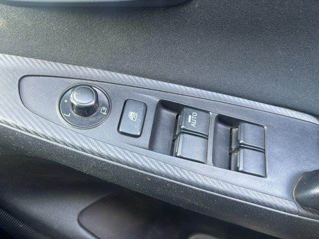 MAZDA DEMIO 4WD 2015 Image 31