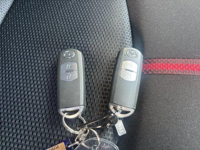 MAZDA DEMIO 4WD 2015 Image 31