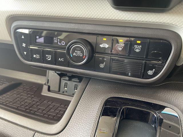 HONDA N BOX 2023 Image 31