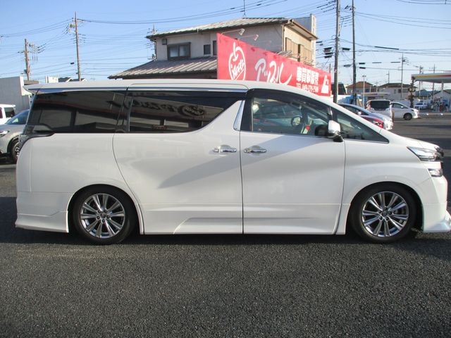 TOYOTA VELLFIRE 2017 Image 31