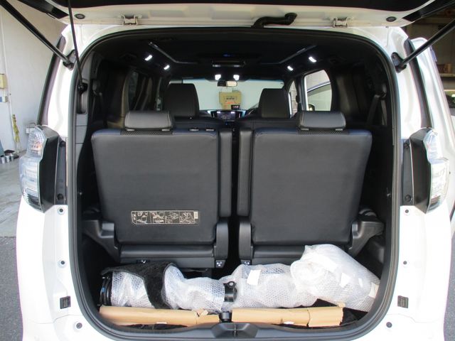 TOYOTA VELLFIRE 2017 Image 31