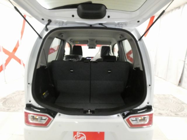 SUZUKI WAGON R 4WD 2025 Image 31