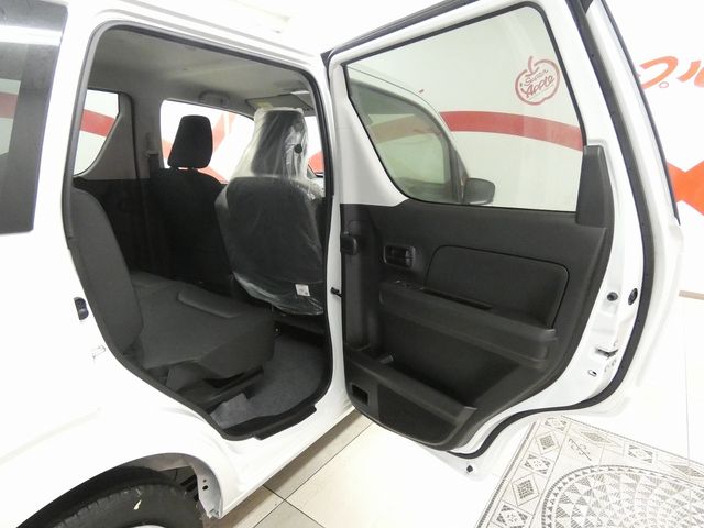SUZUKI WAGON R 4WD 2025 Image 31