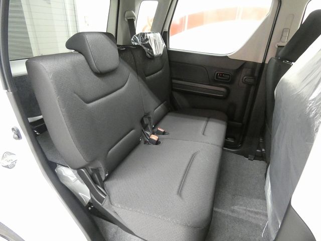 SUZUKI WAGON R 4WD 2025 Image 31