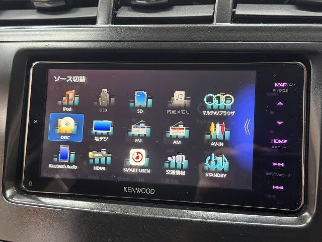 TOYOTA PRIUS ALPHA 2014 Image 31