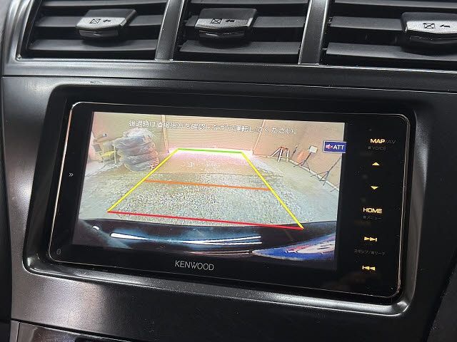 TOYOTA PRIUS ALPHA 2014 Image 31